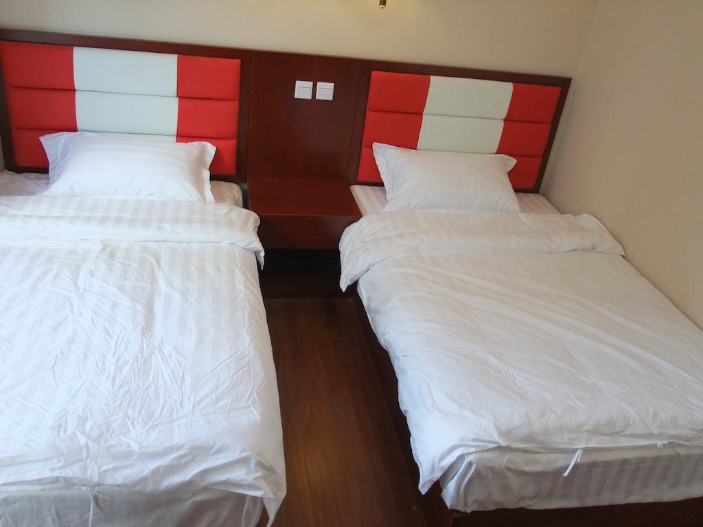 Chun Tian Hui Gu Holiday Hotel Kunming Room photo