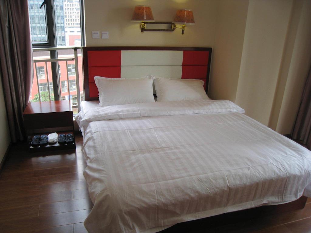 Chun Tian Hui Gu Holiday Hotel Kunming Room photo