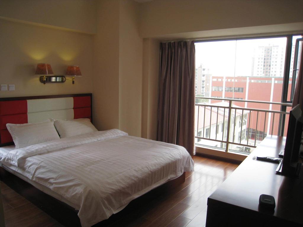 Chun Tian Hui Gu Holiday Hotel Kunming Room photo